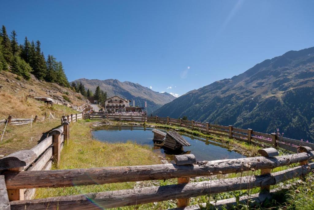 Отель Alpengasthof Gaislach Alm Зёльден Экстерьер фото