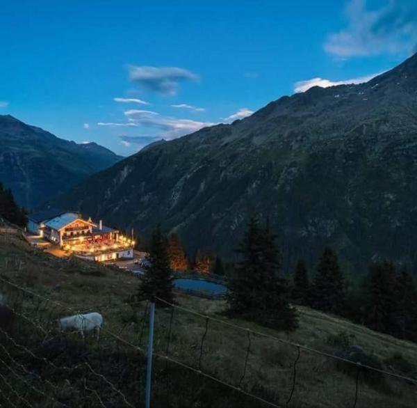 Отель Alpengasthof Gaislach Alm Зёльден Экстерьер фото